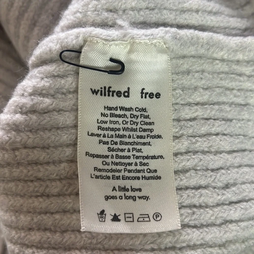 Aritzia Wilfred Free Cream Turtleneck 100% Merino Wool Crop Sweater Size S - Picture 11 of 17